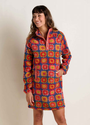 CAMPO FLEECE 1/4 SNAP DRESS