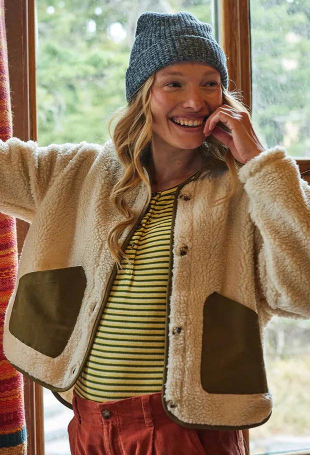 WOMEN'S RECYCLED CLOTHING