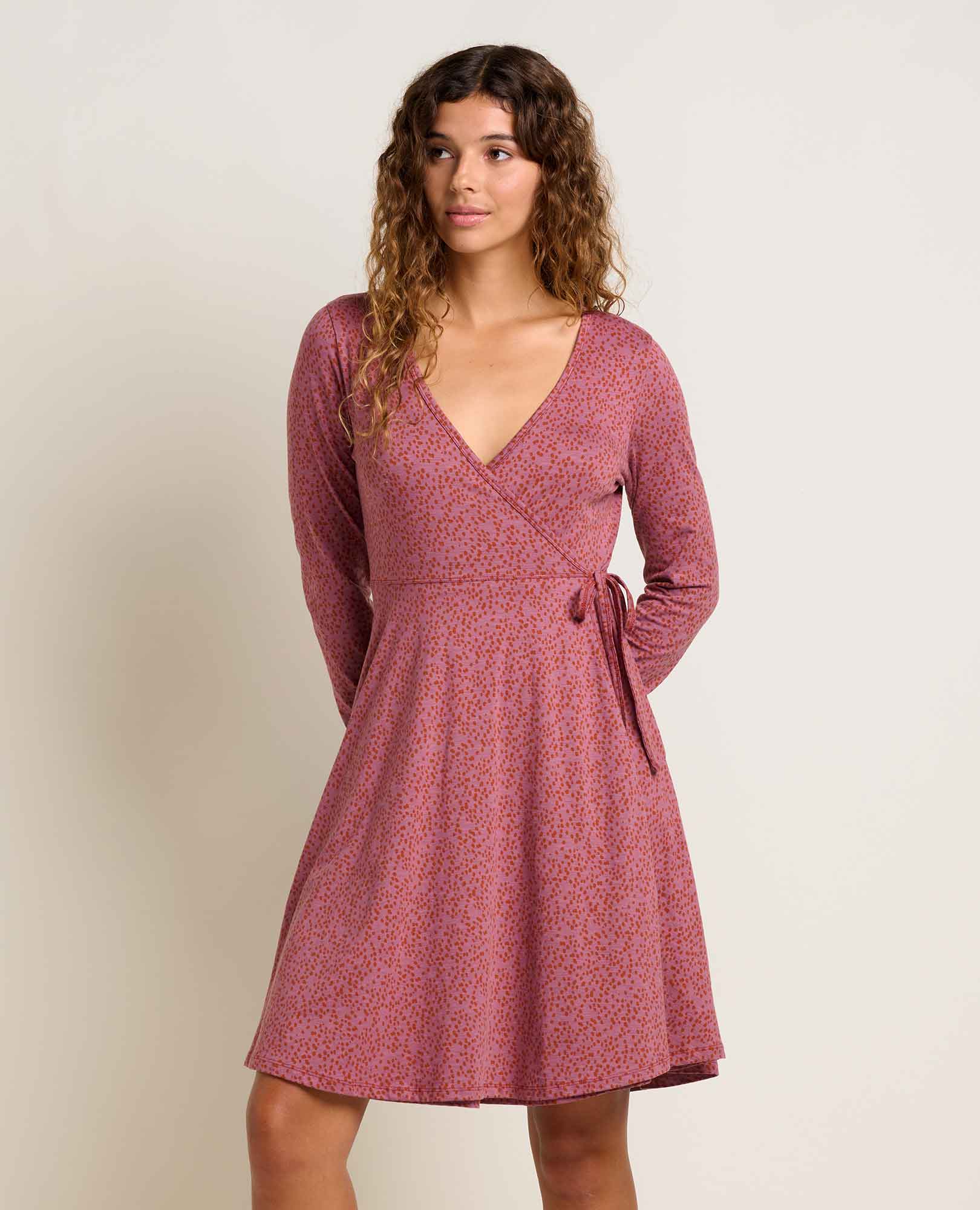 freesia long sleeve wrap dress reviews Freesia Long Sleeve Wrap Dress Chive Sketch Print / XL