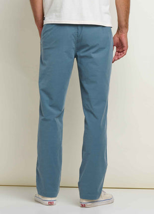Men's Mission Trek Slim Chino Pant