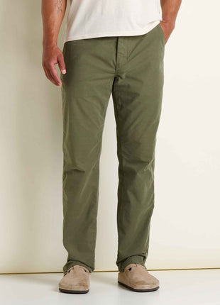 Men's Mission Trek Slim Chino Pant