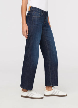 Womens Performance Denim Mid Rise Straight