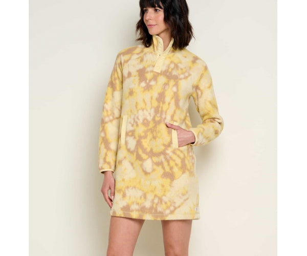 fleece dress Hoodie Stay cozy and warm this Fall during river trips Aventura Clothing Women's Weekend Mock